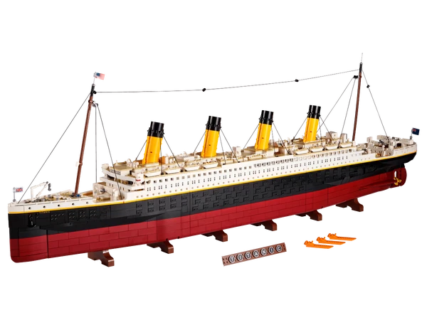 LEGO® Titanic